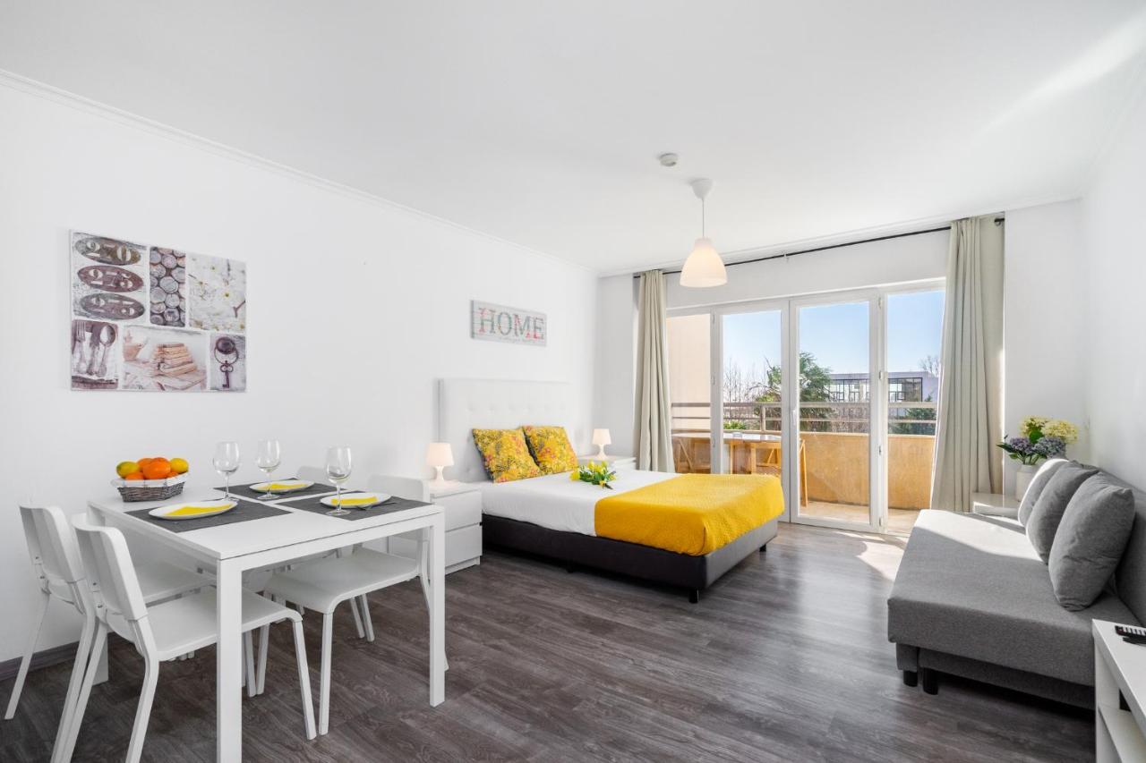 Praia Da Rocha, 4G Jardins Da Rocha, Sunny Studio, Air Conditioning, Two Pools, Internet, Parking, By Ig Portimão Buitenkant foto